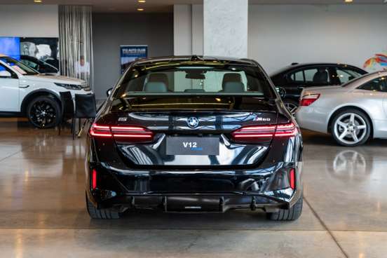 BMW-i5-2024