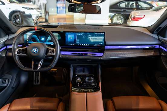 BMW-i5-2024