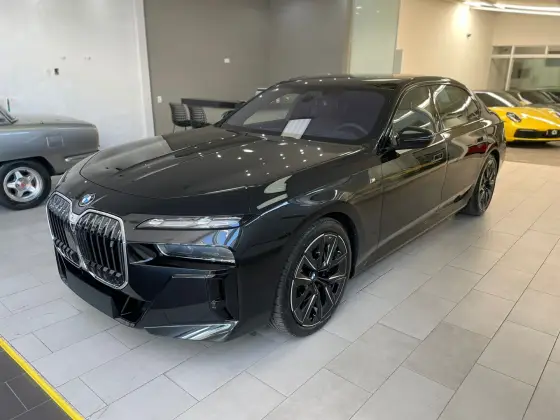 BMW i7 ELÉTRICO XDRIVE60 M SPORT BMW i7 ELÉTRICO XDRIVE60 M SPORT