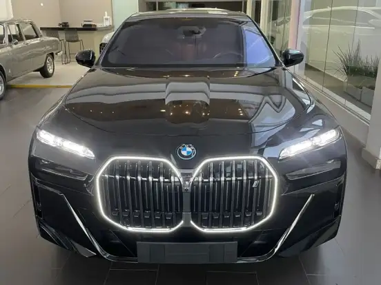BMW-i7-ELÉTRICO XDRIVE60 M SPORT BMW-i7-2023