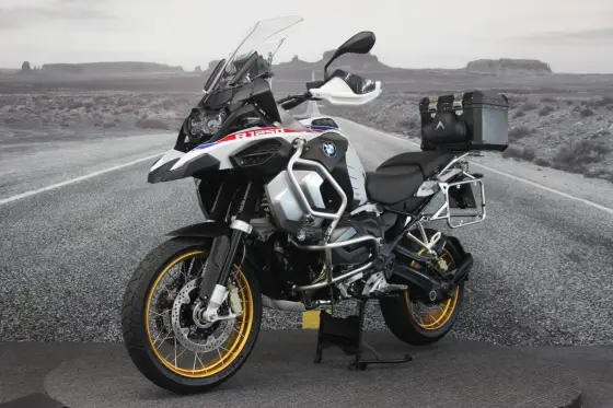 BMW R 1250 GS ADVENTURE PREMIUM RALLYE BMW R 1250 GS ADVENTURE PREMIUM RALLYE
