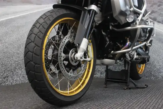 BMW-R 1250 GS ADVENTURE PREMIUM RALLYE-2023