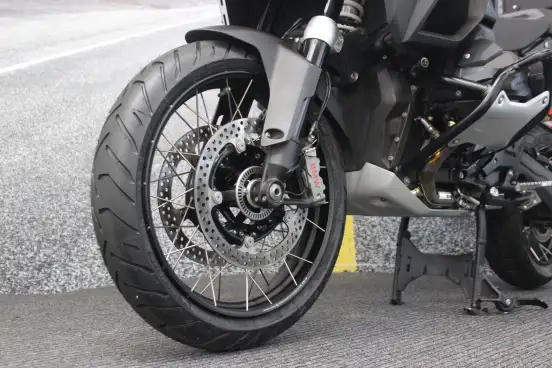 BMW-R 1300 GS ADVENTURE TRIPLE BLACK-2025