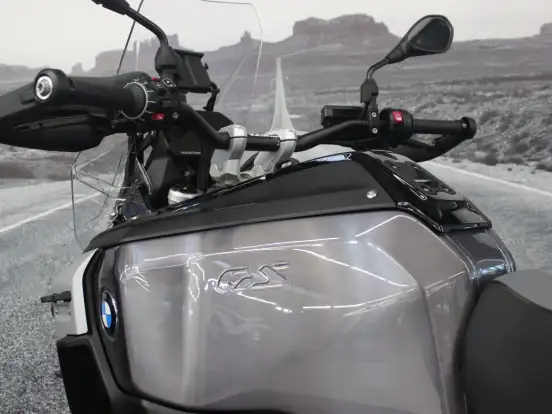 BMW-R 1300 GS ADVENTURE TRIPLE BLACK BMW-R 1300 GS ADVENTURE TRIPLE BLACK-2025