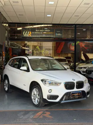 BMW X1 2.0 16V TURBO ACTIVEFLEX SDRIVE20I 4P AUTOMÁTICO BMW X1 2.0 16V TURBO ACTIVEFLEX SDRIVE20I 4P AUTOMÁTICO