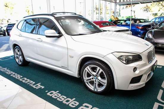 BMW-X1-2012