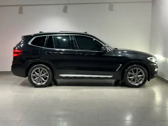 BMW-X3-2018