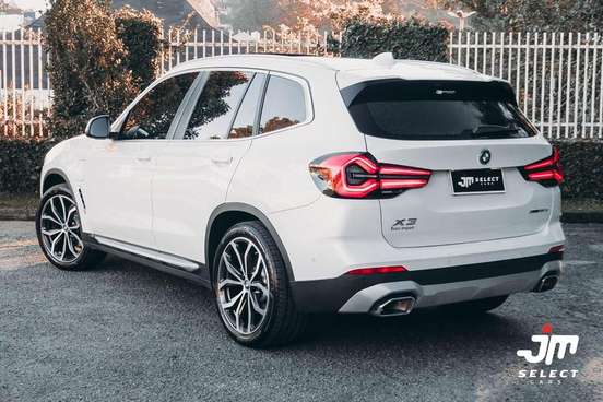 BMW-X3-2022