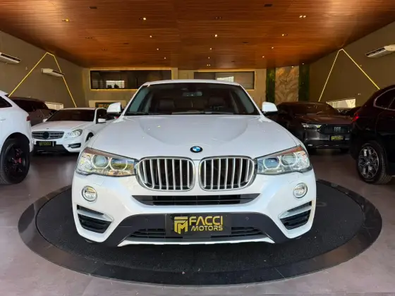 BMW X4 2.0 28I X LINE 4X4 16V TURBO GASOLINA 4P AUTOMÁTICO BMW X4 2.0 28I X LINE 4X4 16V TURBO GASOLINA 4P AUTOMÁTICO