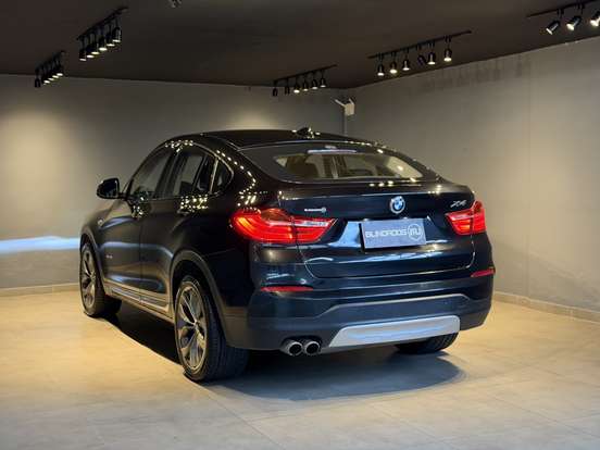 BMW-X4-2.0 28I X LINE 4X4 16V TURBO GASOLINA 4P AUTOMÁTICO BMW-X4-2015
