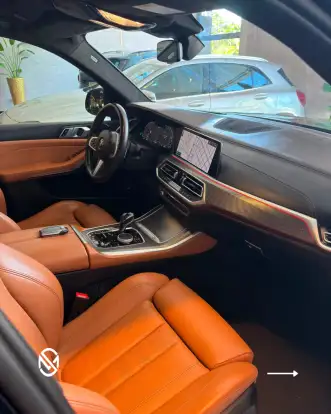 BMW-X5-2021