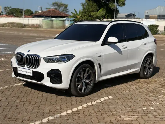 BMW X5 3.0 I6 TURBO HÍBRIDO XDRIVE45E M SPORT AUTOMÁTICO BMW X5 3.0 I6 TURBO HÍBRIDO XDRIVE45E M SPORT AUTOMÁTICO