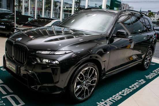 BMW-X7-2025