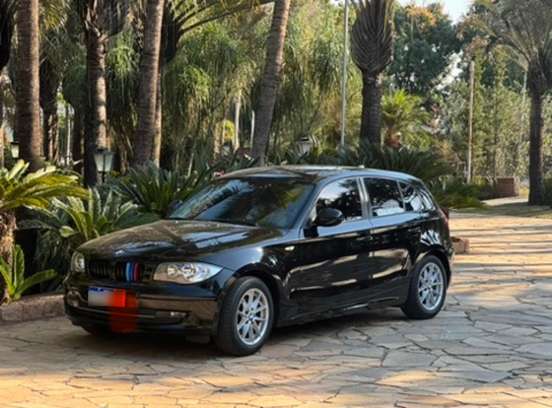 BMW-118i-2010