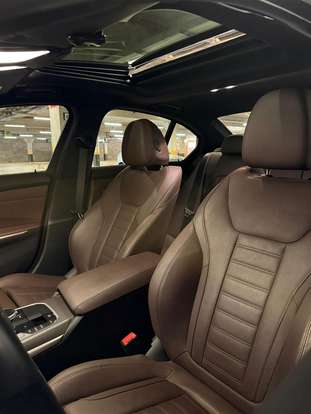 BMW-320i-2024