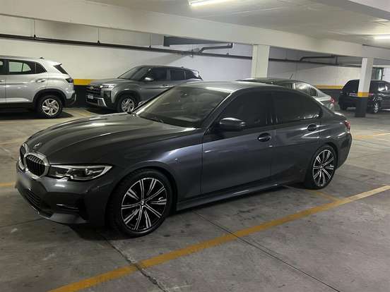 BMW-320i-2.0 16V TURBO GASOLINA GP AUTOMÁTICO BMW-320i-2020