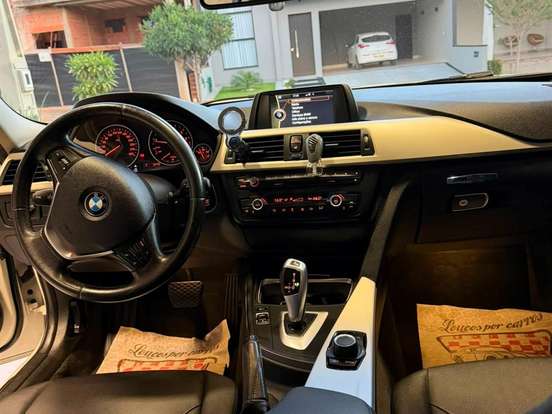 BMW-320i-2.0 SPORT GP 16V TURBO ACTIVE FLEX 4P AUTOMÁTICO BMW-320i-2013