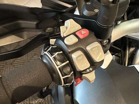 BMW-R 1200 GS PREMIUM BMW-R 1200 GS PREMIUM-2017