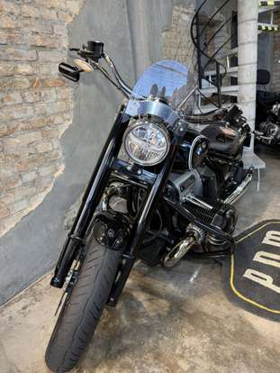 BMW-R 18-2022