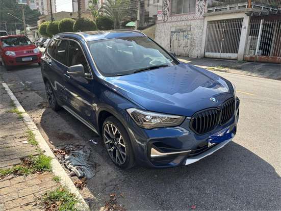 BMW-X1-2022