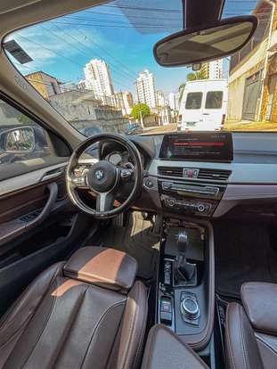 BMW-X1-2022