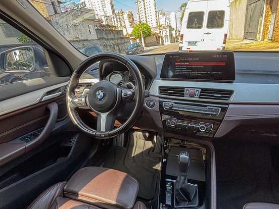 BMW-X1-2.0 16V TURBO ACTIVEFLEX SDRIVE20I X-LINE 4P AUTOMÁTICO BMW-X1-2022