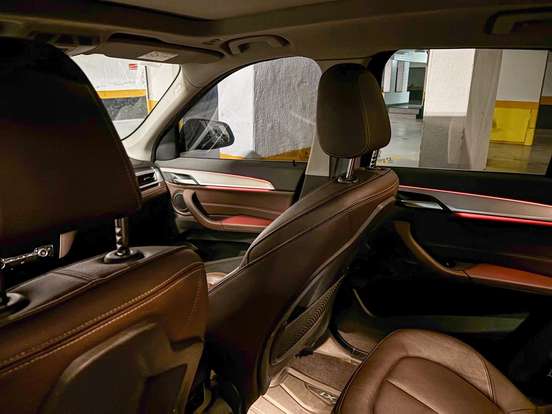BMW-X1-2022