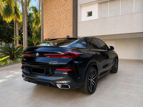 BMW-X6-3.0 TWINPOWER GASOLINA XDRIVE40I M SPORT AUTOMÁTICO BMW-X6-2023