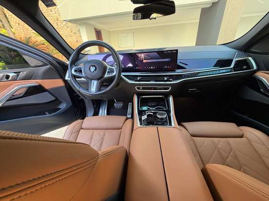 BMW-X6-2023