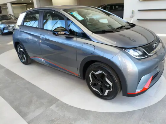 BYD DOLPHIN 44,9 KW ELÉTRICO GS BYD DOLPHIN 44,9 KW ELÉTRICO GS