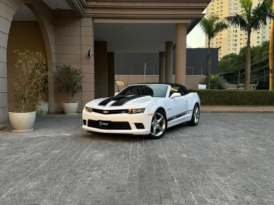 CHEVROLET CAMARO 6.2 2SS CONVERSÍVEL V8 GASOLINA 2P AUTOMÁTICO CHEVROLET CAMARO 6.2 2SS CONVERSÍVEL V8 GASOLINA 2P AUTOMÁTICO
