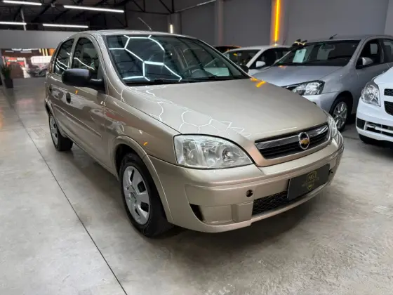 CHEVROLET CORSA 1.4 MPFI MAXX 8V FLEX 4P MANUAL CHEVROLET CORSA 1.4 MPFI MAXX 8V FLEX 4P MANUAL