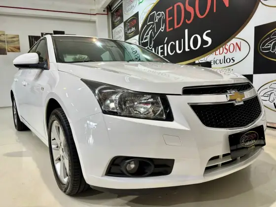 CHEVROLET CRUZE 1.8 LT 16V FLEX 4P AUTOMÁTICO CHEVROLET CRUZE 1.8 LT 16V FLEX 4P AUTOMÁTICO
