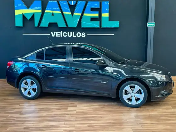 CHEVROLET CRUZE 1.8 LT SPORT6 16V FLEX 4P MANUAL