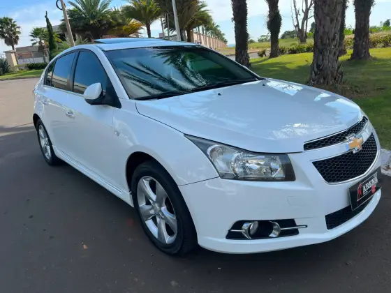CHEVROLET CRUZE 1.8 LTZ 16V FLEX 4P AUTOMÁTICO CHEVROLET CRUZE 1.8 LTZ 16V FLEX 4P AUTOMÁTICO