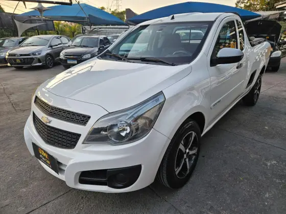 CHEVROLET MONTANA 1.4 MPFI LS CS 8V FLEX 2P MANUAL CHEVROLET MONTANA 1.4 MPFI LS CS 8V FLEX 2P MANUAL