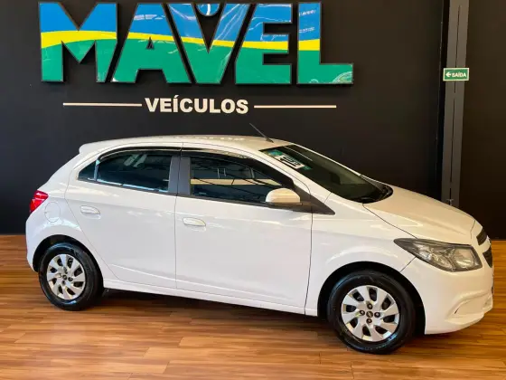 CHEVROLET ONIX 1.0 MPFI JOY 8V FLEX 4P MANUAL CHEVROLET ONIX 1.0 MPFI JOY 8V FLEX 4P MANUAL