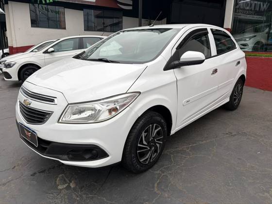 CHEVROLET ONIX 1.0 MPFI LT 8V FLEX 4P MANUAL