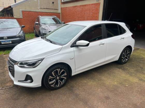 CHEVROLET ONIX 1.0 TURBO FLEX PREMIER AUTOMÁTICO