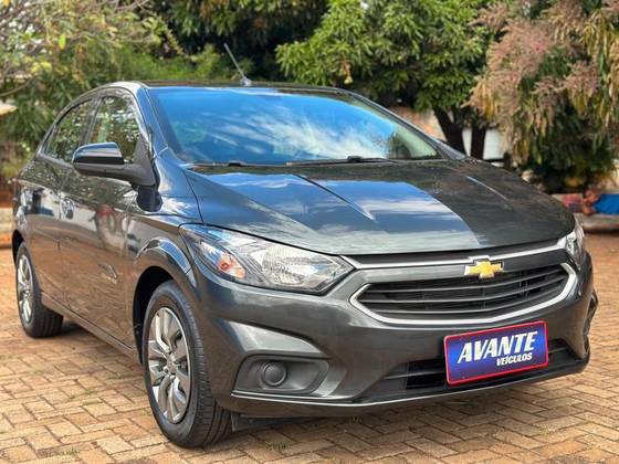 CHEVROLET ONIX 1.4 MPFI ADVANTAGE 8V FLEX 4P AUTOMÁTICO