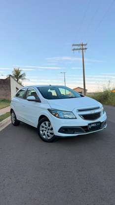CHEVROLET-ONIX-2014