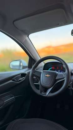 CHEVROLET-ONIX-2014