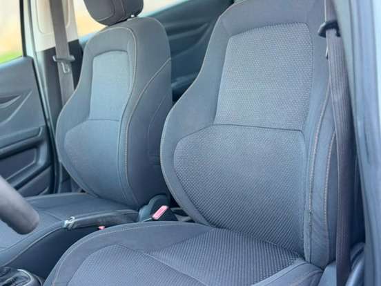 CHEVROLET-ONIX-1.4 MPFI LT 8V FLEX 4P MANUAL CHEVROLET-ONIX-2014