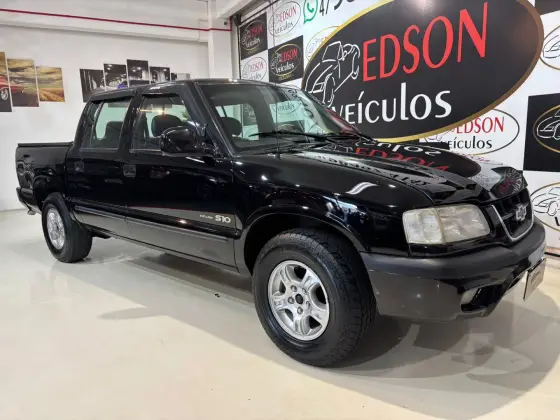 CHEVROLET S10 2.8 4X2 CD 12V TURBO INTERCOOLER DIESEL 4P MANUAL CHEVROLET S10 2.8 4X2 CD 12V TURBO INTERCOOLER DIESEL 4P MANUAL