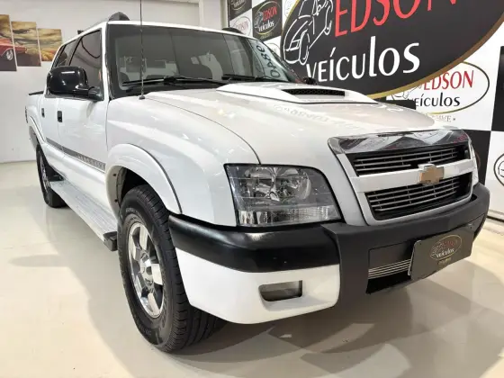 CHEVROLET S10 2.8 EXECUTIVE 4X2 CD 12V TURBO ELECTRONIC INTERCOOLER DIESEL 4P MANUAL CHEVROLET S10 2.8 EXECUTIVE 4X2 CD 12V TURBO ELECTRONIC INTERCOOLER DIESEL 4P MANUAL