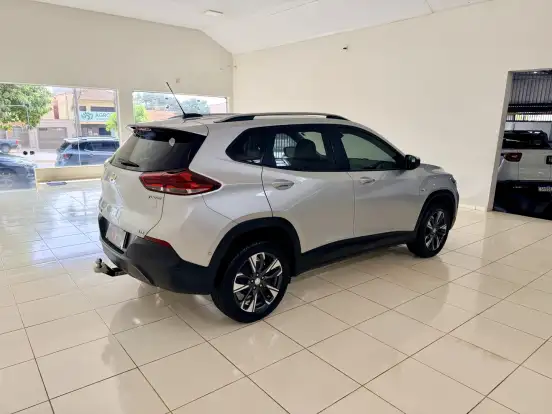 CHEVROLET-TRACKER-2020