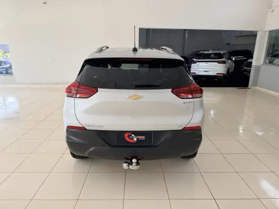 CHEVROLET-TRACKER-2020