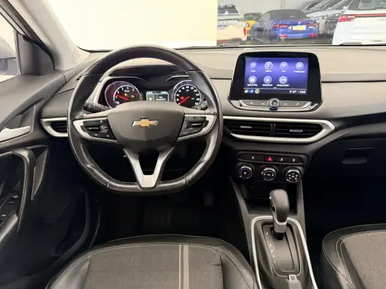 CHEVROLET-TRACKER-2020