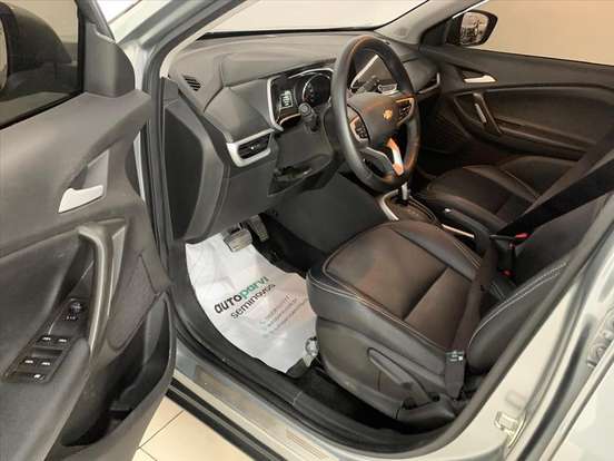 CHEVROLET-TRACKER-2025