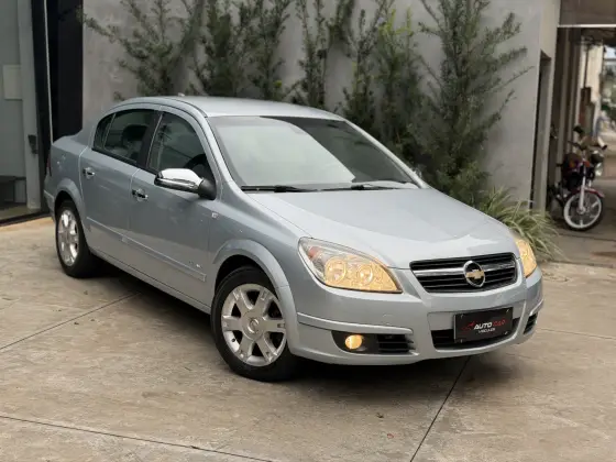 CHEVROLET VECTRA 2.0 MPFI ELEGANCE 8V FLEX 4P MANUAL CHEVROLET VECTRA 2.0 MPFI ELEGANCE 8V FLEX 4P MANUAL